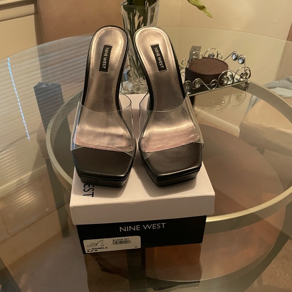 Nine West heels - Picture 6 of 6